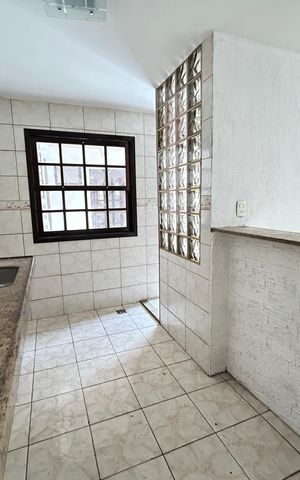 Casa à venda com 121m², 3 quartos e 2 vagasCozinha