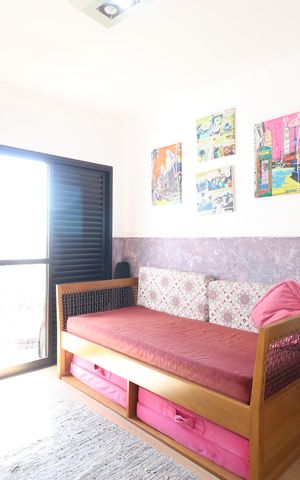 Apartamento à venda com 171m², 3 quartos e 2 vagasSuíte 1