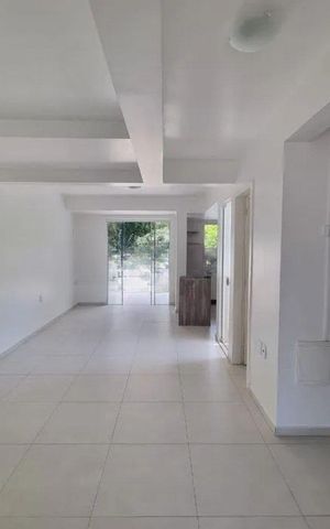 Casa para alugar com 131m², 3 quartos e 1 vagaSala