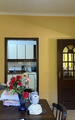 Casa à venda com 500m², 3 quartos e 3 vagas Casa à venda com 500m², 3 quartos e 3 vagasSala de Jantar