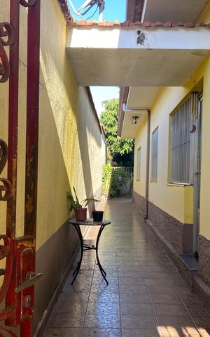 Casa à venda com 500m², 3 quartos e 3 vagas Casa à venda com 500m², 3 quartos e 3 vagasÁrea externa