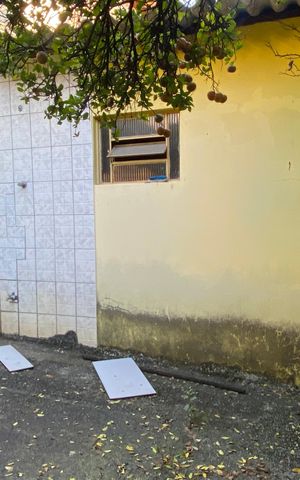 Casa à venda com 500m², 3 quartos e 3 vagas Casa à venda com 500m², 3 quartos e 3 vagasÁrea externa - Jardim