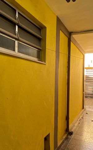 Casa à venda com 500m², 3 quartos e 3 vagas Casa à venda com 500m², 3 quartos e 3 vagasÁrea externa