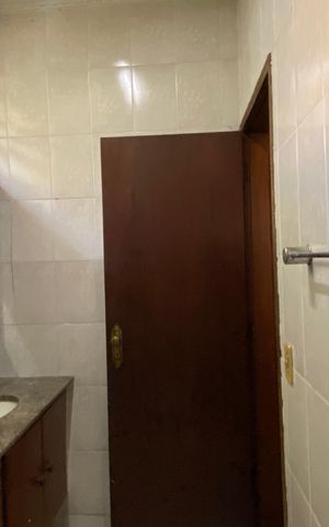 Casa à venda com 500m², 3 quartos e 3 vagas Casa à venda com 500m², 3 quartos e 3 vagasBanheiro da Suíte
