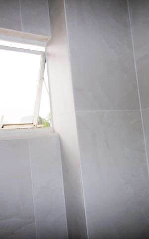 Casa à venda com 230m², 6 quartos e 3 vagasBanheiro 2 anexo