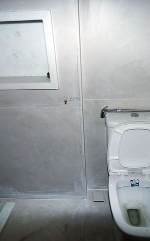 Casa à venda com 230m², 6 quartos e 3 vagasBanheiro 1 anexo
