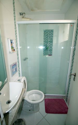 Casa à venda com 230m², 6 quartos e 3 vagasBanheiro da Suíte 2