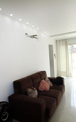 Casa à venda com 230m², 6 quartos e 3 vagasSala