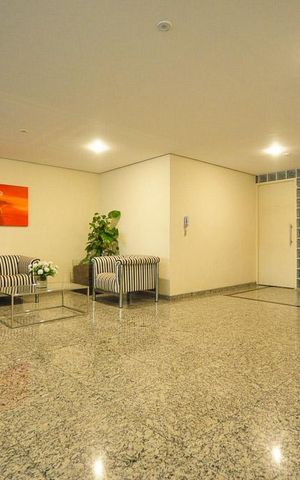 Apartamento à venda com 84m², 2 quartos e 2 vagasHall Social