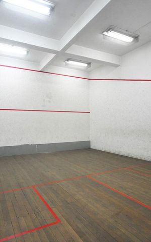 Apartamento à venda com 84m², 2 quartos e 2 vagasQuadra de Squash