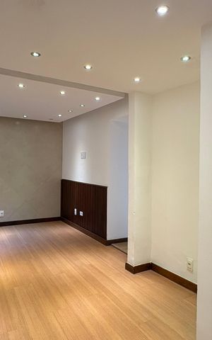 Apartamento para alugar com 65m², 2 quartos e sem vaga Apartamento para alugar com 65m², 2 quartos e sem vagaEntrada