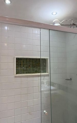 Apartamento para alugar com 65m², 2 quartos e sem vaga Apartamento para alugar com 65m², 2 quartos e sem vagaBanheiro