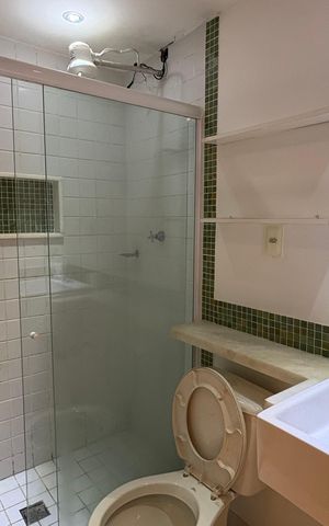 Apartamento para alugar com 65m², 2 quartos e sem vaga Apartamento para alugar com 65m², 2 quartos e sem vagaBanheiro