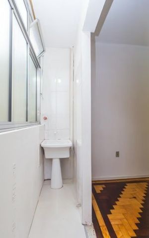 Apartamento para alugar com 70m², 2 quartos e sem vaga