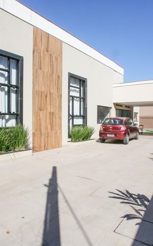 Casa de condomínio à venda com 430m², 3 quartos e 6 vagasGaragem