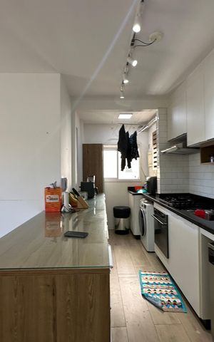 Apartamento à venda com 68m², 3 quartos e 2 vagas Apartamento à venda com 68m², 3 quartos e 2 vagasCozinha