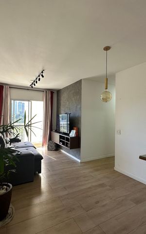 Apartamento à venda com 68m², 3 quartos e 2 vagas Apartamento à venda com 68m², 3 quartos e 2 vagasSala