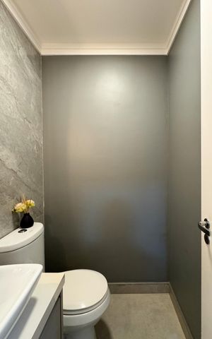 Apartamento para alugar com 94m², 3 quartos e 2 vagas Apartamento para alugar com 94m², 3 quartos e 2 vagasLavabo