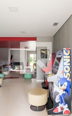 Apartamento para alugar com 94m², 3 quartos e 2 vagas Apartamento para alugar com 94m², 3 quartos e 2 vagasÁrea comum - Salão de jogos