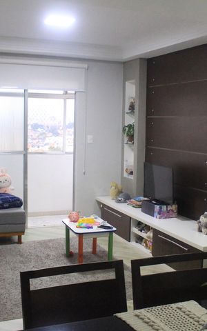 Apartamento à venda com 96m², 2 quartos e 2 vagasSala