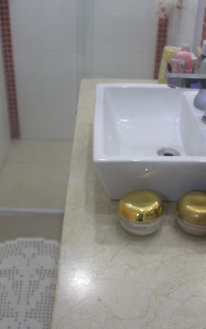 Apartamento à venda com 96m², 2 quartos e 2 vagasBanheiro da Suíte