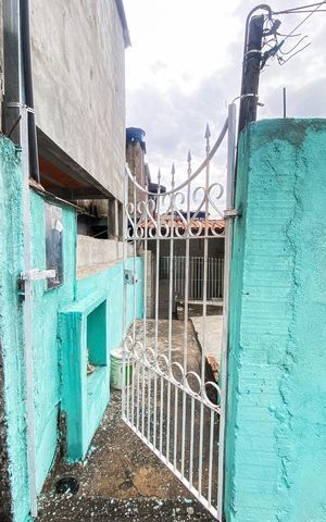 Casa para alugar com 50m², 1 quarto e 2 vagas Casa para alugar com 50m², 1 quarto e 2 vagasFachada