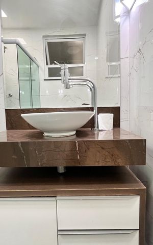 Apartamento para alugar com 90m², 2 quartos e 1 vaga Apartamento para alugar com 90m², 2 quartos e 1 vagaBanheiro
