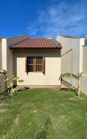 Casa à venda com 51m², 2 quartos e 1 vaga