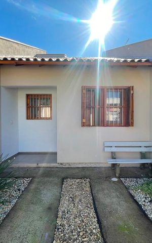 Casa à venda com 51m², 2 quartos e 1 vaga