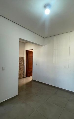 Casa à venda com 51m², 2 quartos e 1 vaga