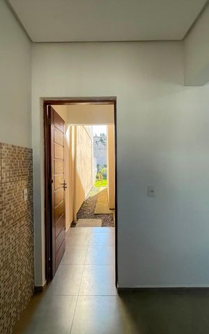 Casa à venda com 51m², 2 quartos e 1 vaga