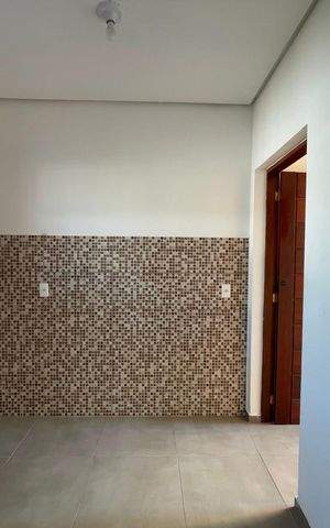 Casa à venda com 51m², 2 quartos e 1 vaga