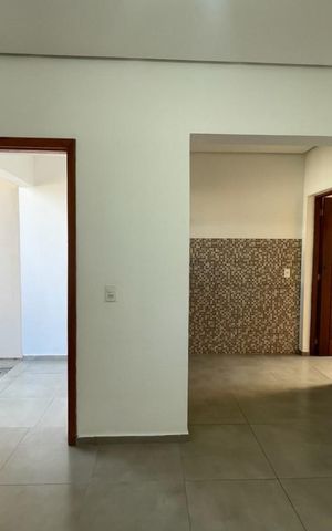 Casa à venda com 51m², 2 quartos e 1 vaga
