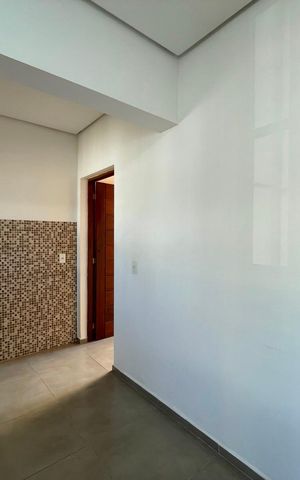 Casa à venda com 51m², 2 quartos e 1 vaga