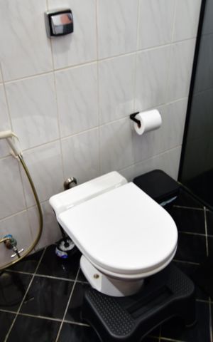 Casa à venda com 342m², 4 quartos e 4 vagasBanheiro Suíte