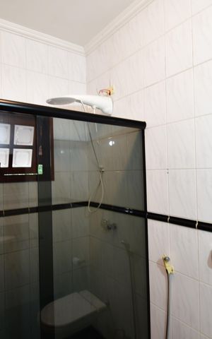 Casa à venda com 342m², 4 quartos e 4 vagasBanheiro Suíte