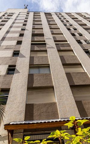 Apartamento à venda com 34m², 1 quarto e 1 vagaFachada