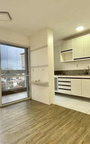 Apartamento à venda com 35m², 1 quarto e 1 vaga Apartamento à venda com 35m², 1 quarto e 1 vagaSala