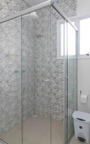Casa à venda com 187m², 3 quartos e 2 vagasBanheiro