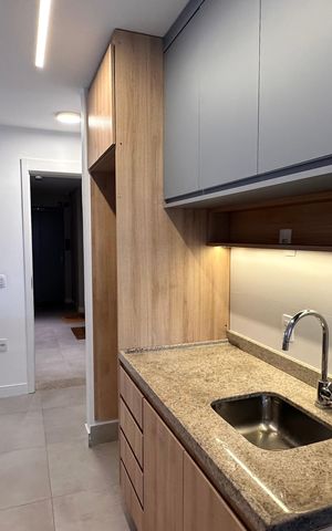 Apartamento à venda com 77m², 2 quartos e 1 vaga