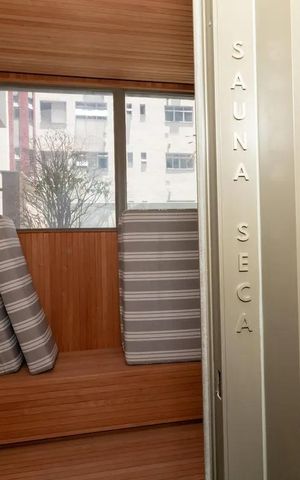 Apartamento à venda com 173m², 3 quartos e 2 vagas Apartamento à venda com 173m², 3 quartos e 2 vagasSauna