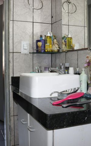 Apartamento para alugar com 100m², 3 quartos e 2 vagasBanheiro