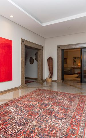Apartamento para alugar com 245m², 3 quartos e 4 vagas Apartamento para alugar com 245m², 3 quartos e 4 vagasHall de Entrada