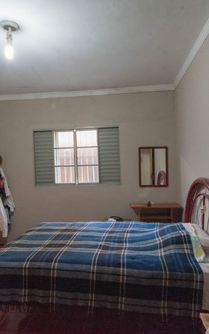 Casa à venda com 110m², 2 quartos e 6 vagasSuíte