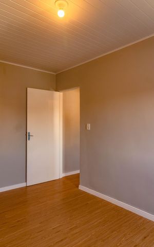 Casa à venda com 90m², 2 quartos e 2 vagas