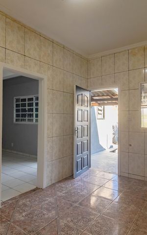 Casa à venda com 90m², 2 quartos e 2 vagas