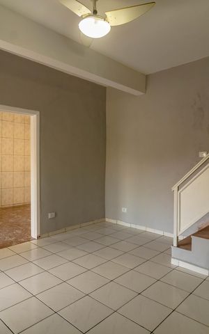 Casa à venda com 90m², 2 quartos e 2 vagas