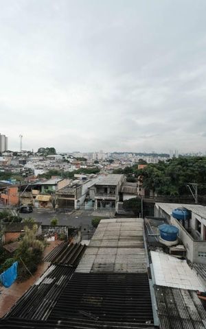 Casa à venda com 100m², 2 quartos e 2 vagasSuíte 2