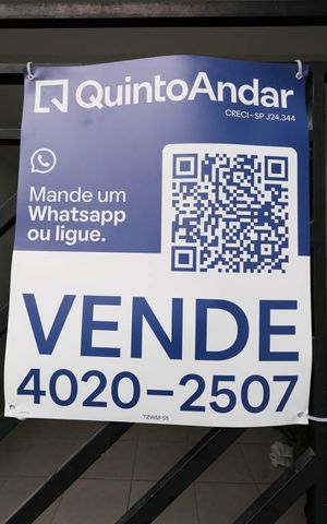 Casa à venda com 100m², 2 quartos e 2 vagasFachada
