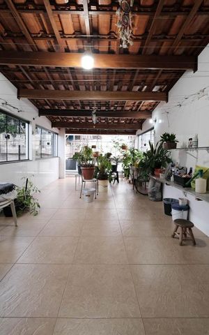 Casa à venda com 100m², 2 quartos e 2 vagasSuíte 1